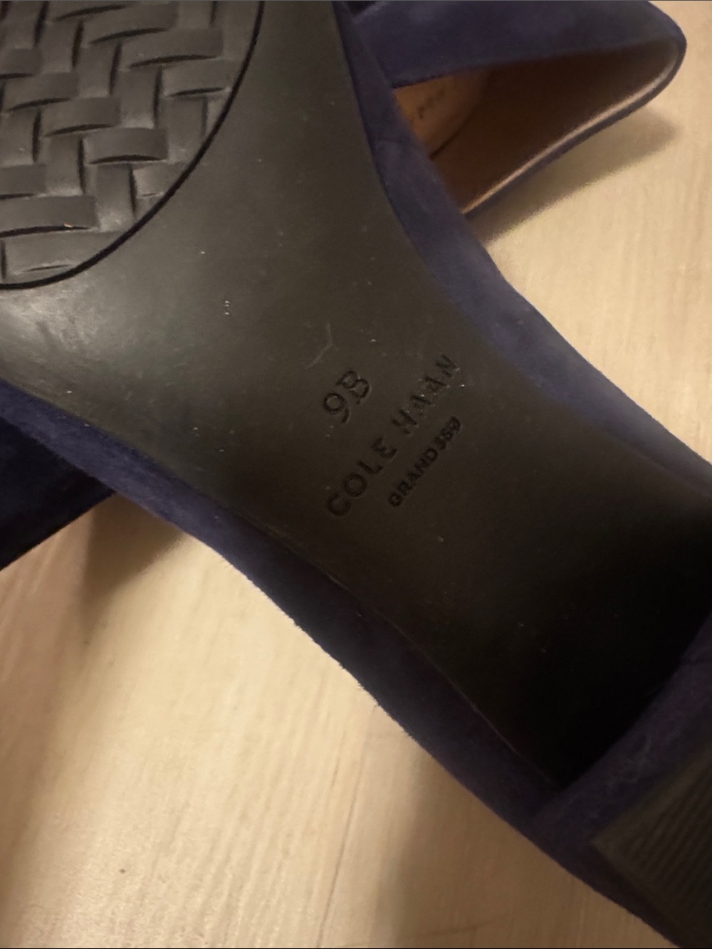 Cole Haan Go-To Shayla Navy Suede Block Heel Pumps Size 9 - Picture 3 of 6